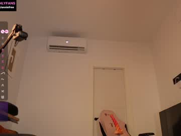 Foto porno Nebunii pe chat marca annieguzman_ pe KUR.ro