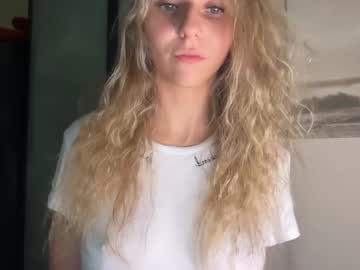 Foto porno anyaa777 vrea sex pe Chaturbate pe KUR.ro