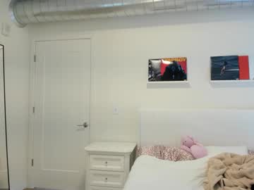 Foto porno Ce sexy este ariah_is_blonde pe KUR.ro