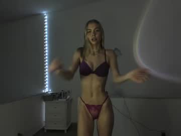 Foto porno Ce sexy este ariah_is_blonde pe KUR.ro