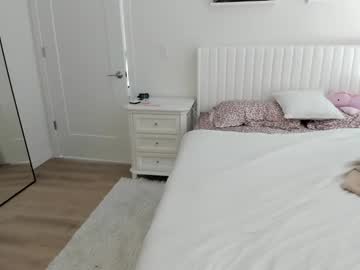 Foto porno Ce sexy este ariah_is_blonde pe KUR.ro