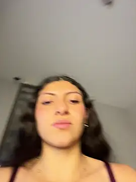 Foto porno arieel__722 descoperita pe video chat pe KUR.ro