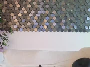 Foto porno ashley_is_heree se dezbraca la web pe Chaturbate pe KUR.ro