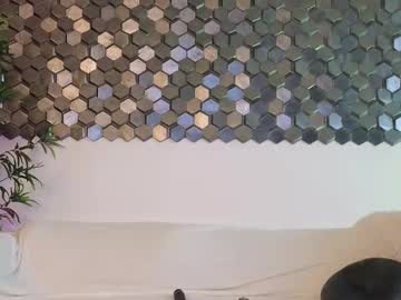 Foto porno ashley_is_heree se dezbraca la web pe Chaturbate pe KUR.ro