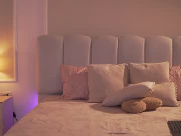 Foto erotica #1450234 pe KUR.ro