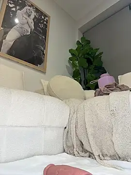 Foto porno Sex online cu aus_queen pe KUR.ro
