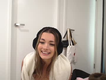 Foto porno avabrooks vrea sex pe Chaturbate pe KUR.ro