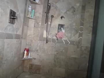 Foto porno avaowenss ne arata tot la camera pe KUR.ro