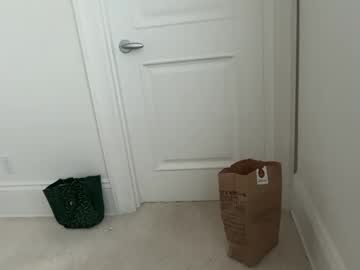 Foto porno Discutii intime cu avaowenss pe KUR.ro