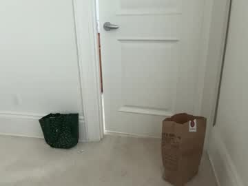 Foto porno Discutii intime cu avaowenss pe KUR.ro