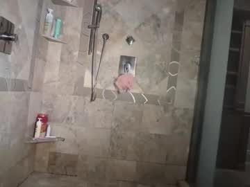 Foto porno avaowenss ne arata tot la camera pe KUR.ro