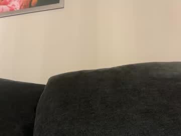 Foto porno Discutii intime cu aviebby pe KUR.ro