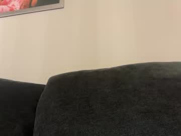 Foto porno Discutii intime cu aviebby pe KUR.ro