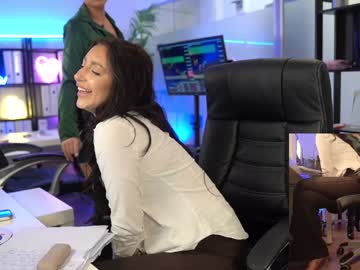 Foto porno Ce sexy este babesgowild pe KUR.ro