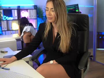 Foto porno Ce sexy este babesgowild pe KUR.ro