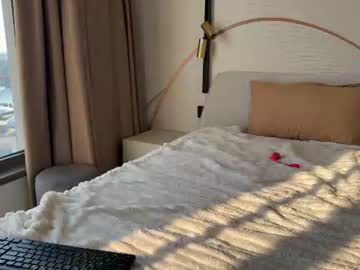 Foto porno Nebunii pe chat marca baby6_boy9 pe KUR.ro