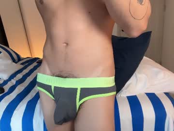 Foto erotica #4568865 pe KUR.ro