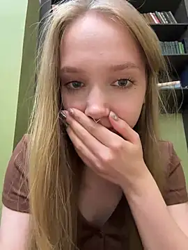 Foto porno Nebunii pe chat marca bambi_lu pe KUR.ro
