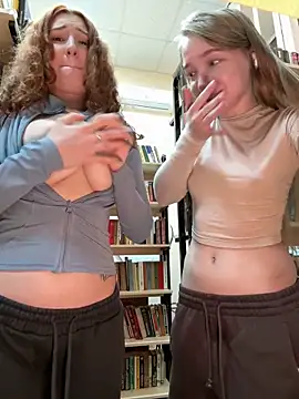 Foto erotica #1753107 pe KUR.ro