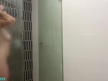 Foto porno Nebunii pe chat marca bambileee pe KUR.ro