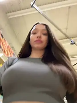 Foto porno Nebunii pe chat marca barbiehumpxxx pe KUR.ro