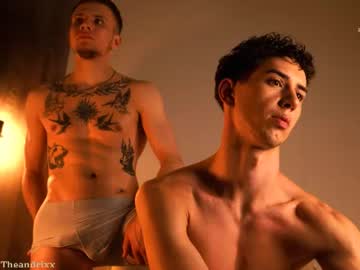 Foto porno Discutii intime cu bbrandon_ pe KUR.ro
