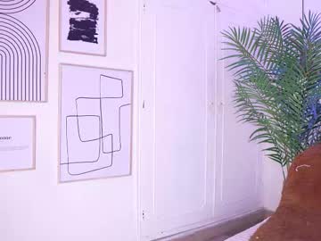 Foto porno Ganduri murdare cu bella__donne pe KUR.ro