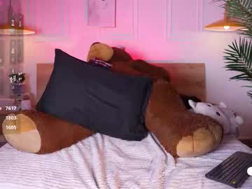 Foto porno Ganduri murdare cu bella__donne pe KUR.ro
