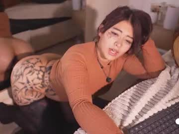 Foto porno Ganduri murdare cu bella__donne pe KUR.ro