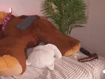 Foto porno Ganduri murdare cu bella__donne pe KUR.ro