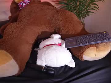 Foto porno Ganduri murdare cu bella__donne pe KUR.ro