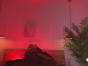 Foto porno Ganduri murdare cu bella__donne pe KUR.ro