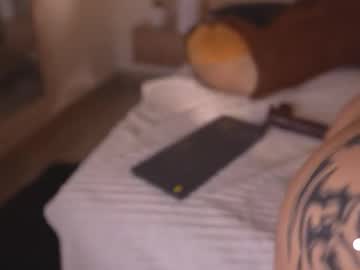 Foto porno Ganduri murdare cu bella__donne pe KUR.ro