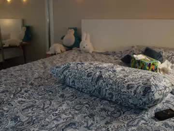 Foto porno bestblondiiecb ne arata tot la camera pe KUR.ro