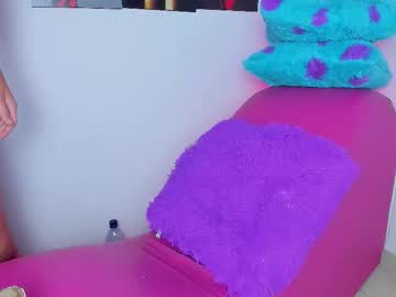 Foto porno Sex online cu bigsexlive69 pe KUR.ro