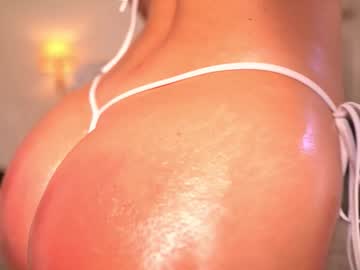 Foto porno blissdilley descoperita pe video chat pe KUR.ro