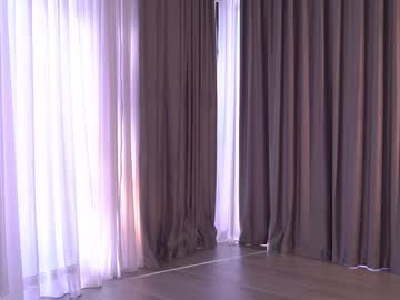 Foto porno blissdilley descoperita pe video chat pe KUR.ro