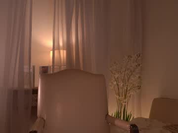 Foto porno blissdilley descoperita pe video chat pe KUR.ro