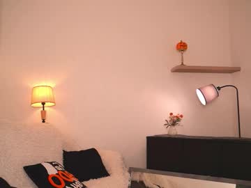 Foto porno blissdilley descoperita pe video chat pe KUR.ro