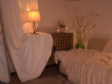 Foto porno blissdilley descoperita pe video chat pe KUR.ro