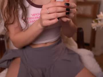 Foto porno blissdilley descoperita pe video chat pe KUR.ro