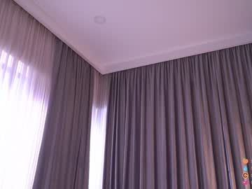 Foto porno blissdilley descoperita pe video chat pe KUR.ro