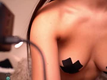 Foto porno blissdilley descoperita pe video chat pe KUR.ro