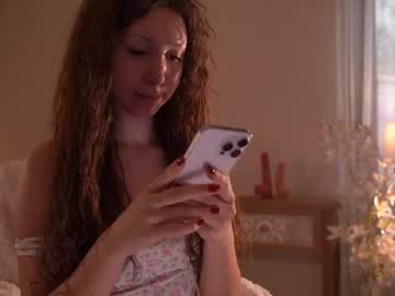 Foto porno blissdilley descoperita pe video chat pe KUR.ro
