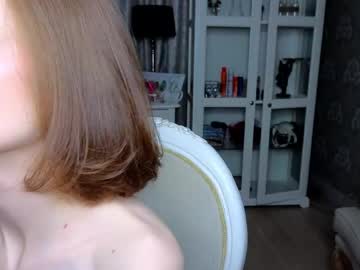 Foto porno bluuemarine ne arata tot la camera pe KUR.ro