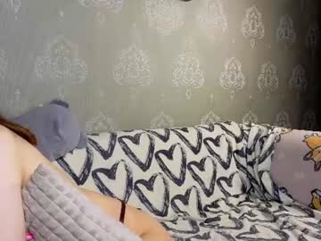 Foto porno bluuemarine ne arata tot la camera pe KUR.ro