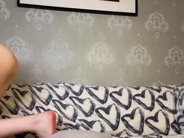 Foto porno bluuemarine ne arata tot la camera pe KUR.ro
