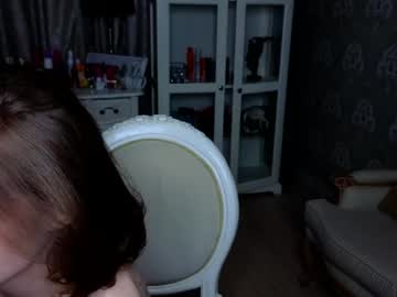 Foto porno bluuemarine ne arata tot la camera pe KUR.ro