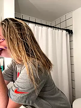 Foto erotica #676536 pe KUR.ro