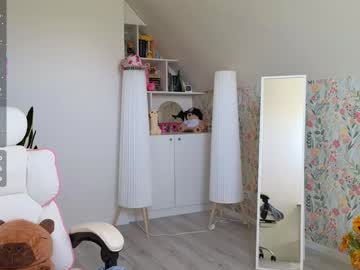 Foto porno Nebunii pe chat marca brilliantvictoria pe KUR.ro